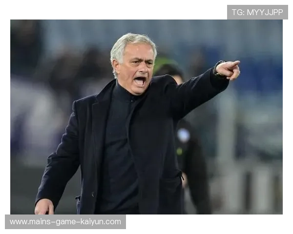 罗马再遭判罚争议，穆里尼奥气到发飙