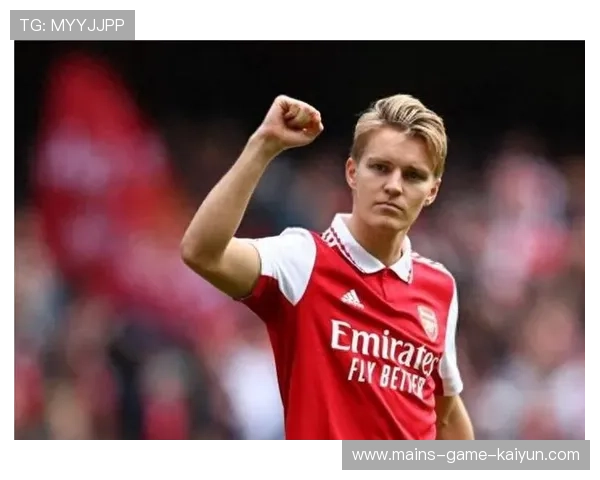 阿森纳厄德高直塞穿透防线,助攻特罗萨德完成精彩终结